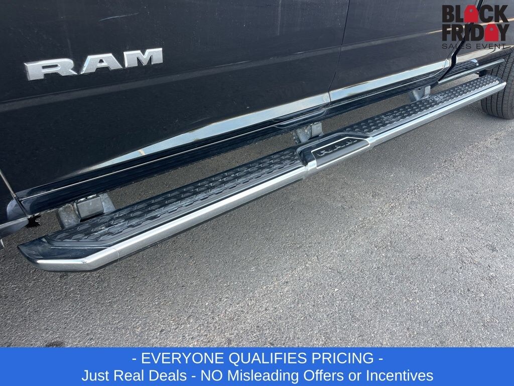 New 2025 Ram 2500 LARAMIE CREW CAB 4X4 8' BOX Pickup