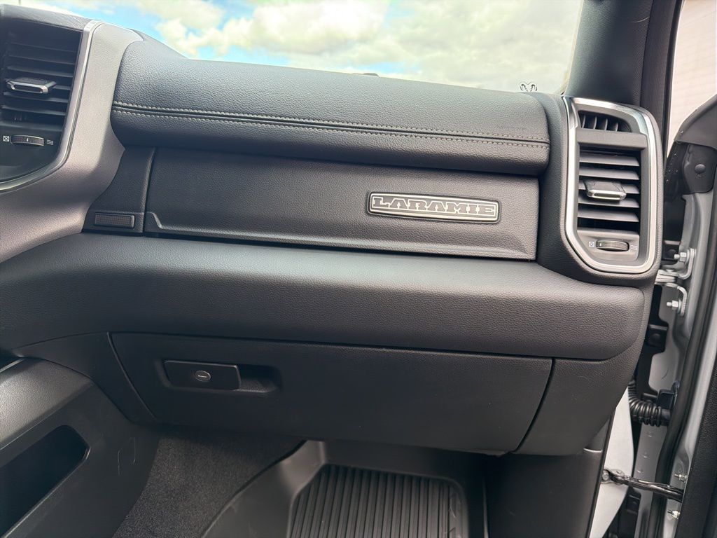 2026 RAM 1500 Laramie - Photo 23