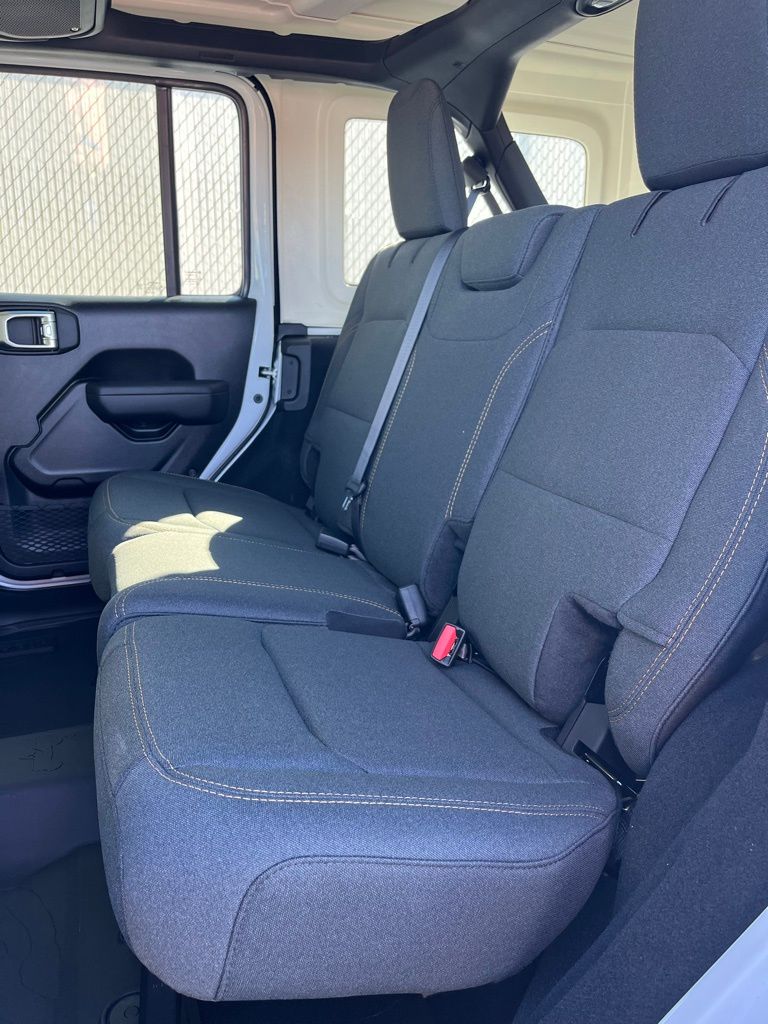 2026 Jeep Wrangler 4-Door Willys - Photo 24