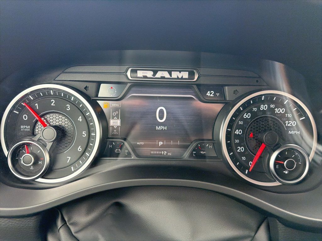 2026 RAM 1500 Laramie - Photo 12