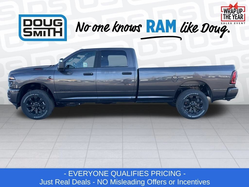 New 2026 Ram 3500 BIG HORN CREW CAB 4X4 8' BOX Pickup