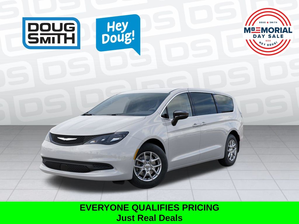 2026 Chrysler Voyager LX's photo