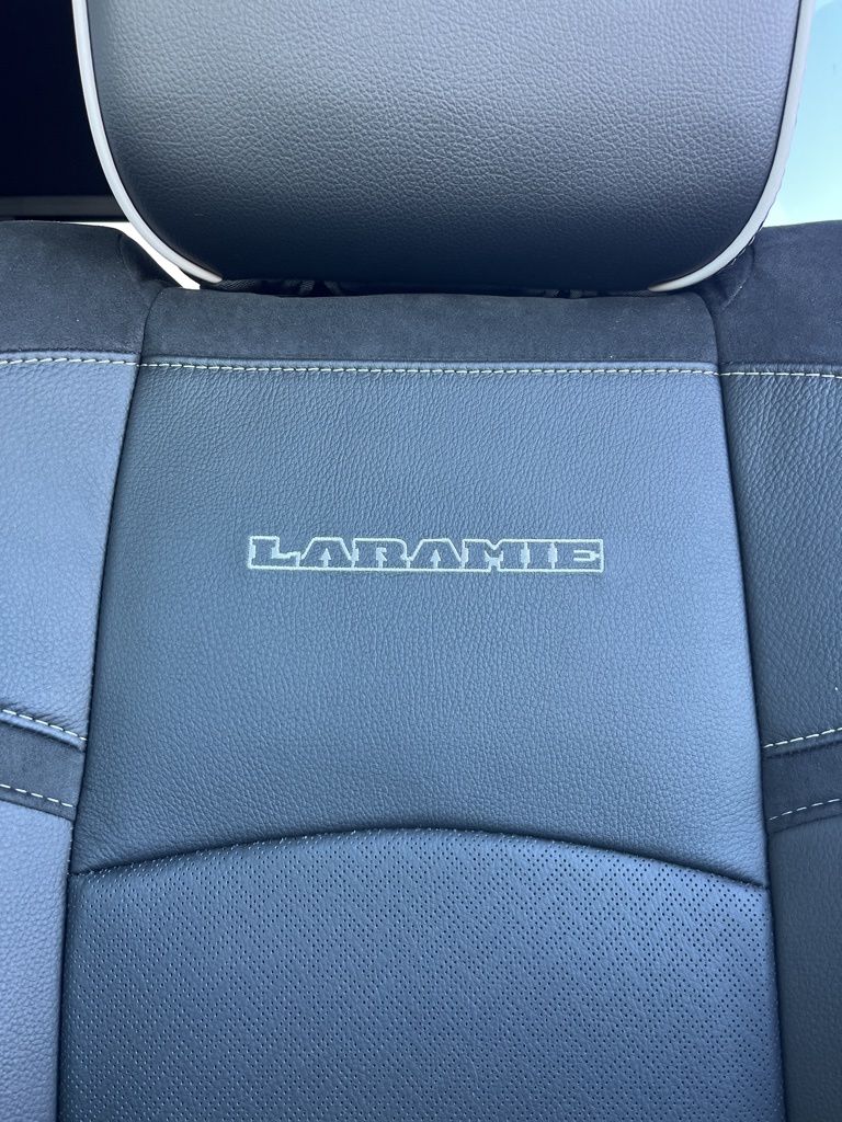 2026 RAM 2500 Laramie - Photo 10