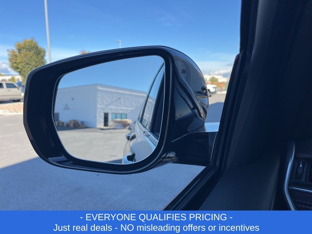 New 2025 Jeep Grand Cherokee L ALTITUDE 4X4 Sport Utility