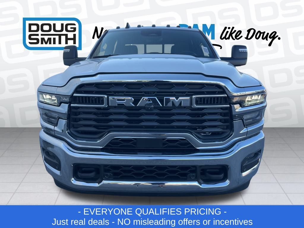 2026 Ram 3500 Tradesman photo 2