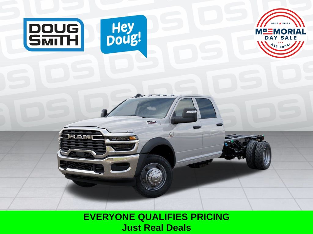 2026 RAM 5500 Big Horn 4X4 Crew Cab DRW 197" WB's photo