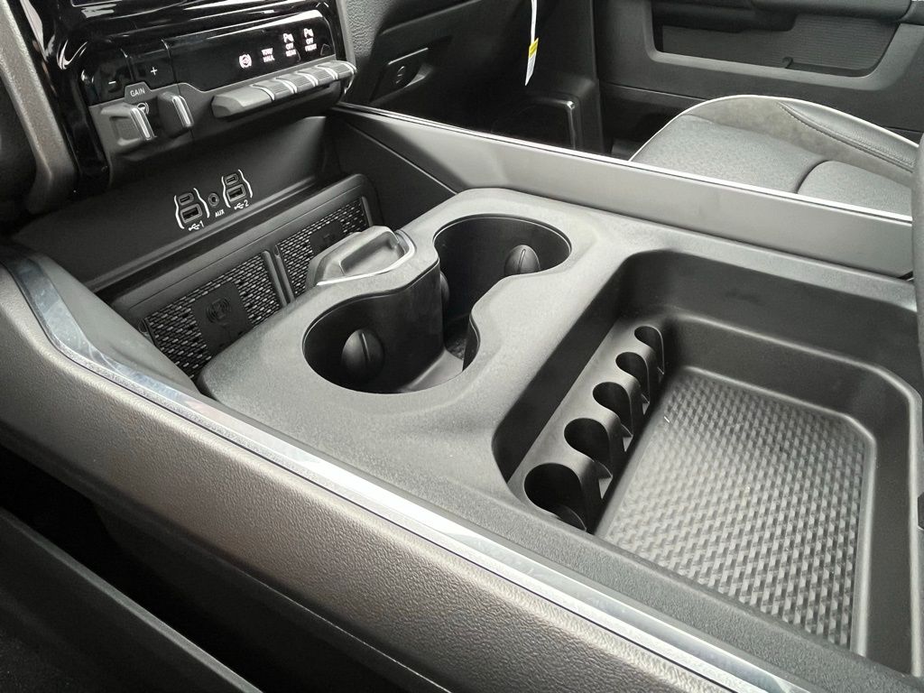 2026 RAM 2500 Laramie - Photo 23