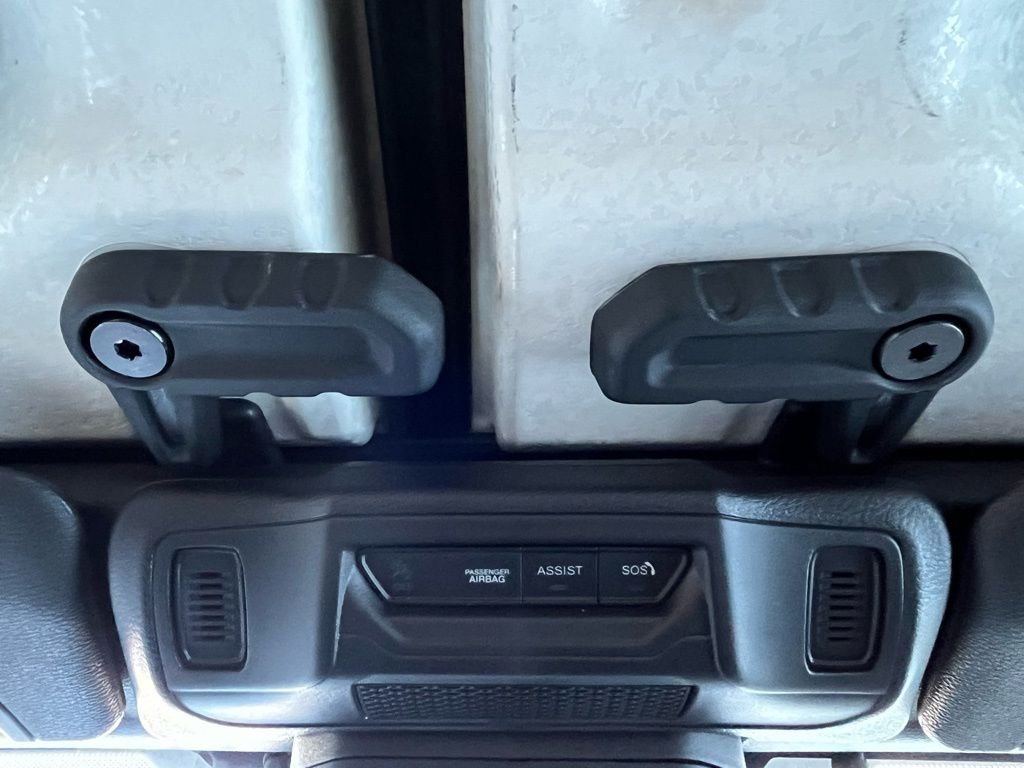 2026 Jeep Wrangler 4-Door Willys - Photo 20