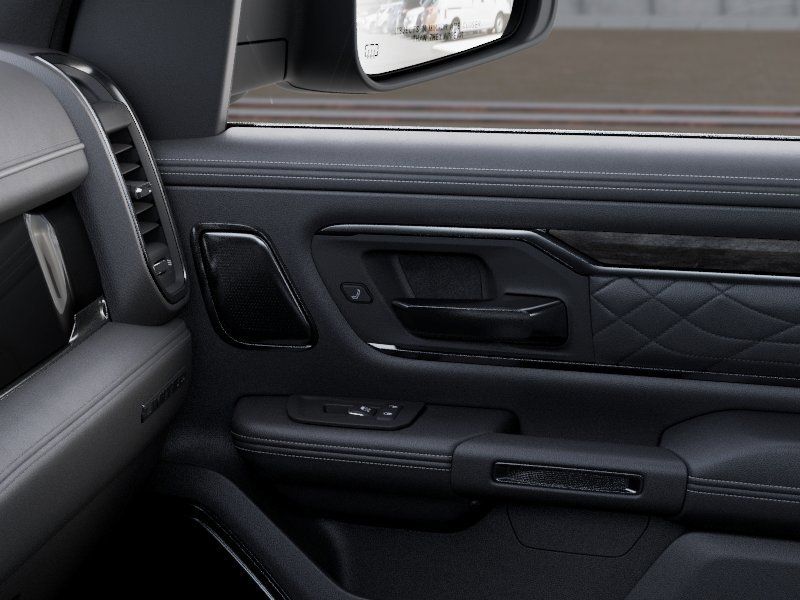 2026 RAM 1500 Limited - Photo 25