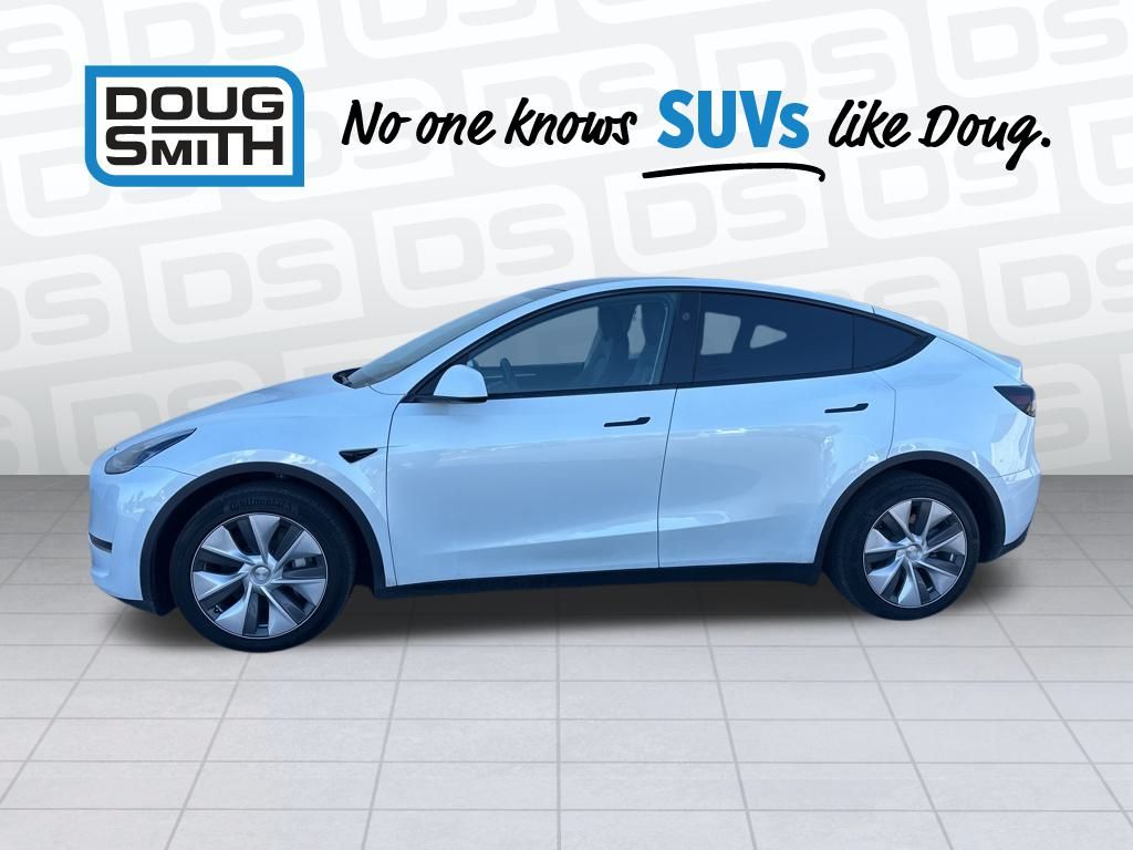 2023 Tesla Model Y Long Range photo 2