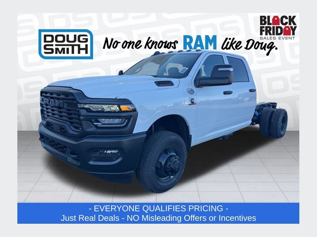New 2026 Ram 3500 Chassis Cab 3500 TRADESMAN CREW CAB CHASSIS 4X4 60' CA Pickup