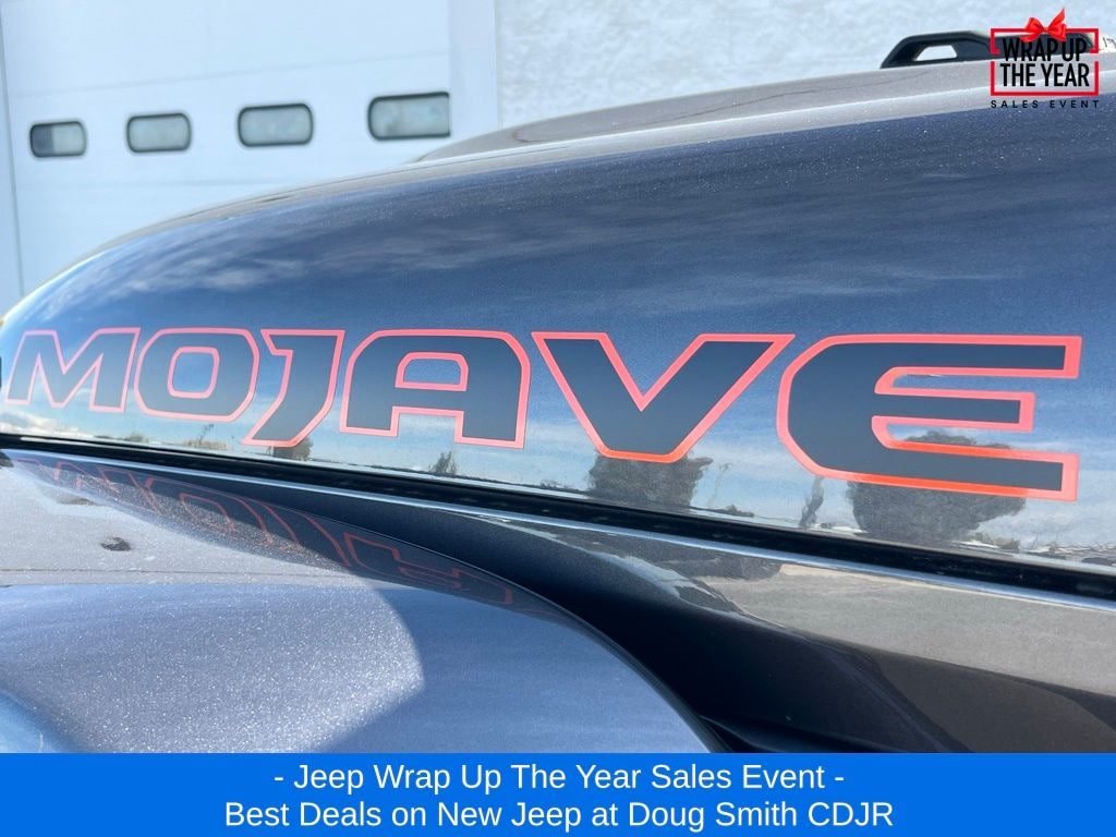 New 2025 Jeep Gladiator MOJAVE X 4X4 Pickup