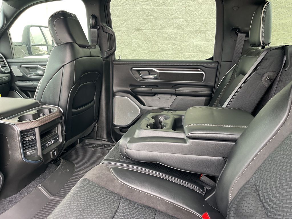 2026 RAM 1500 Laramie - Photo 33