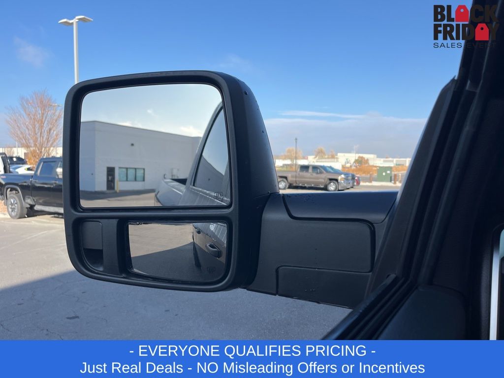 2026 Ram 3500 Big Horn photo 2