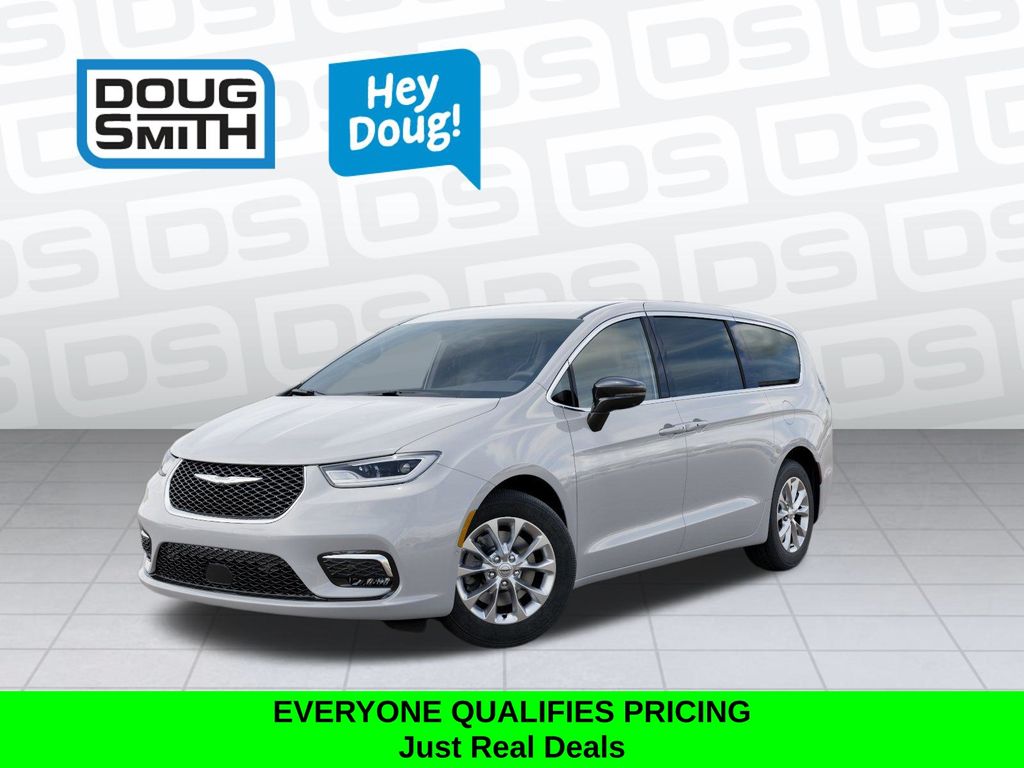 2026 Chrysler Pacifica Select AWD's photo