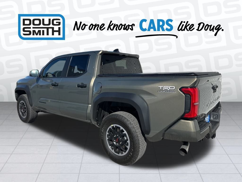 2025 Toyota Tacoma TRD Off-Road photo 4