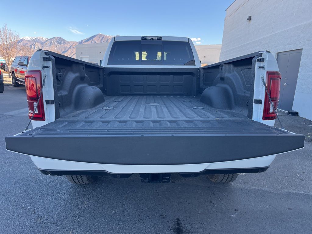 2026 RAM 2500 Laramie - Photo 37