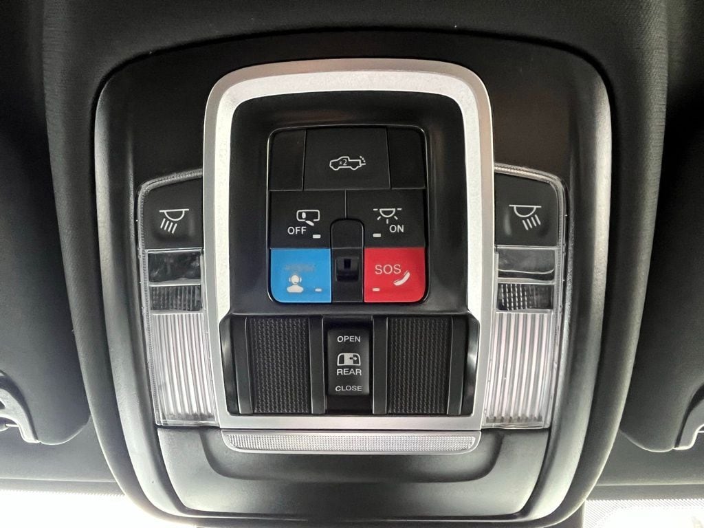 2026 RAM 2500 Laramie - Photo 26