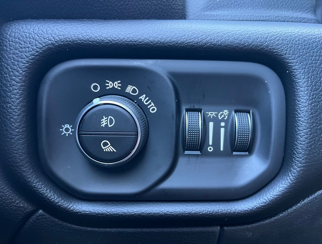 2026 RAM 2500 Laramie - Photo 25