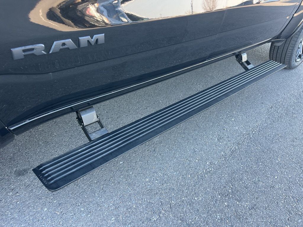 New 2026 Ram 1500 LIMITED CREW CAB 4X4 5'7 BOX Pickup