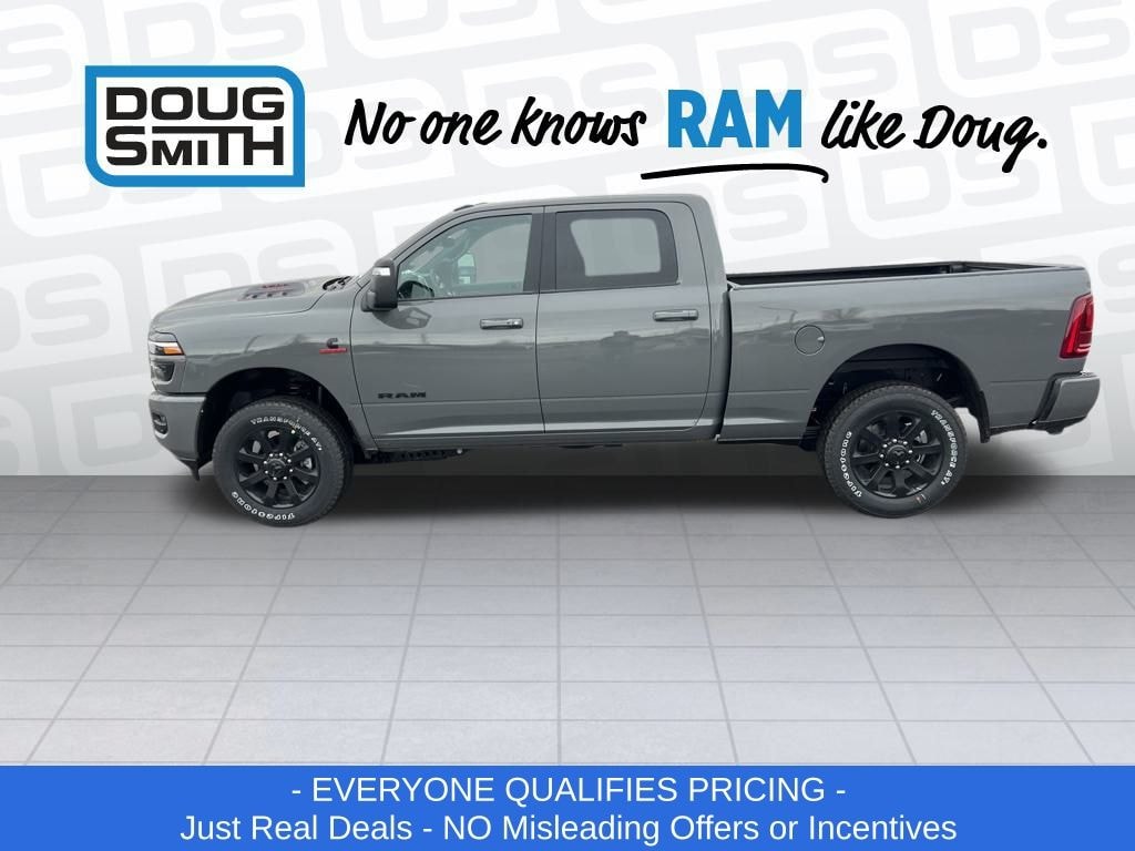 New 2026 Ram 3500 LARAMIE CREW CAB 4X4 6'4 BOX Pickup