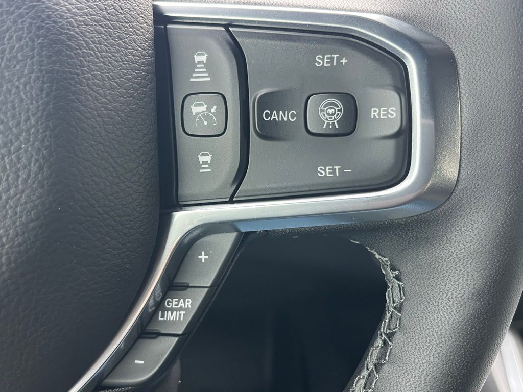 2026 RAM 1500 Laramie - Photo 18