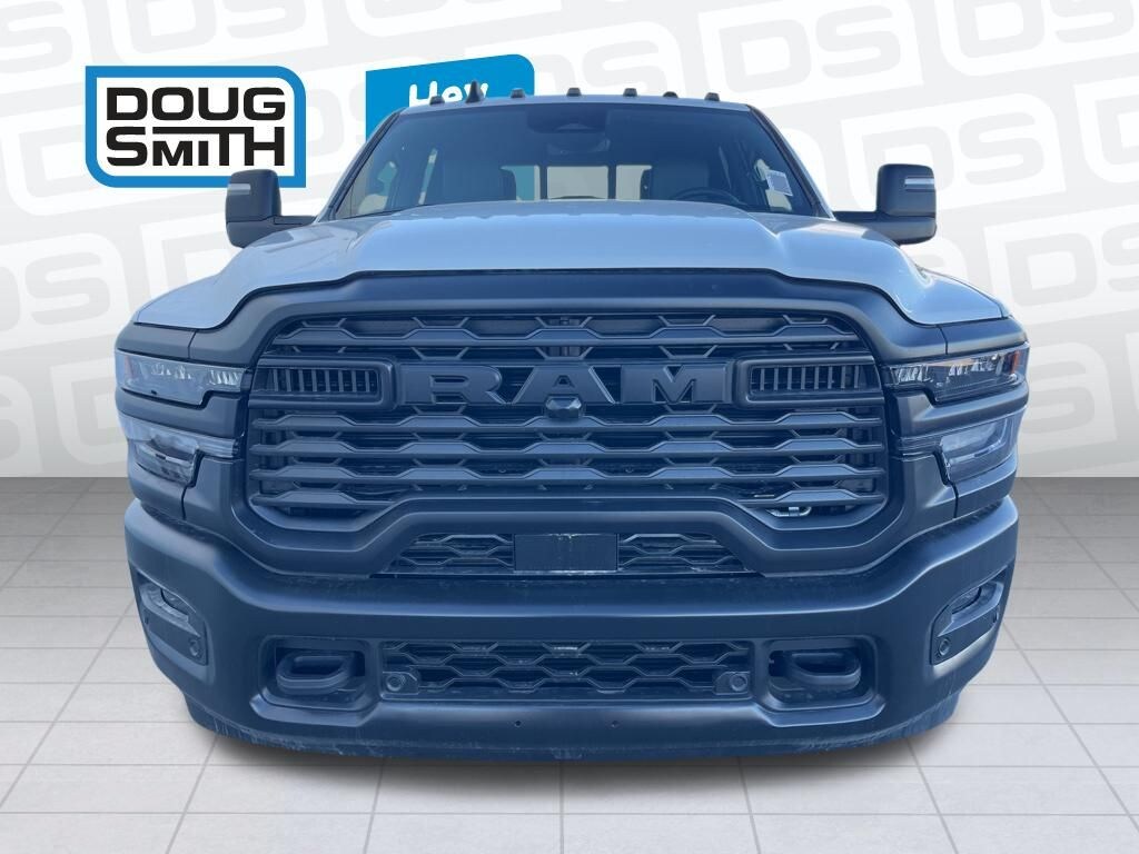 New 2026 Ram 3500 TRADESMAN CREW CAB 4X4 8' BOX Pickup