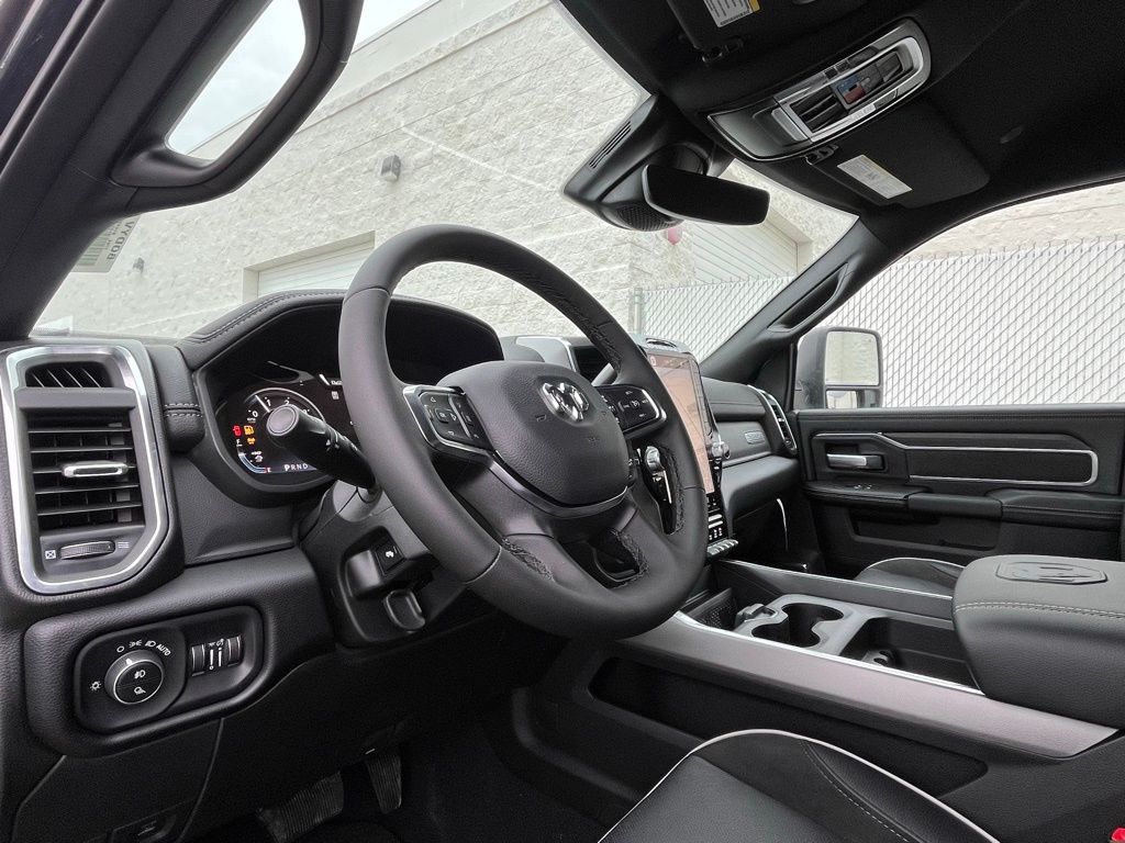 2026 RAM 2500 Laramie - Photo 13