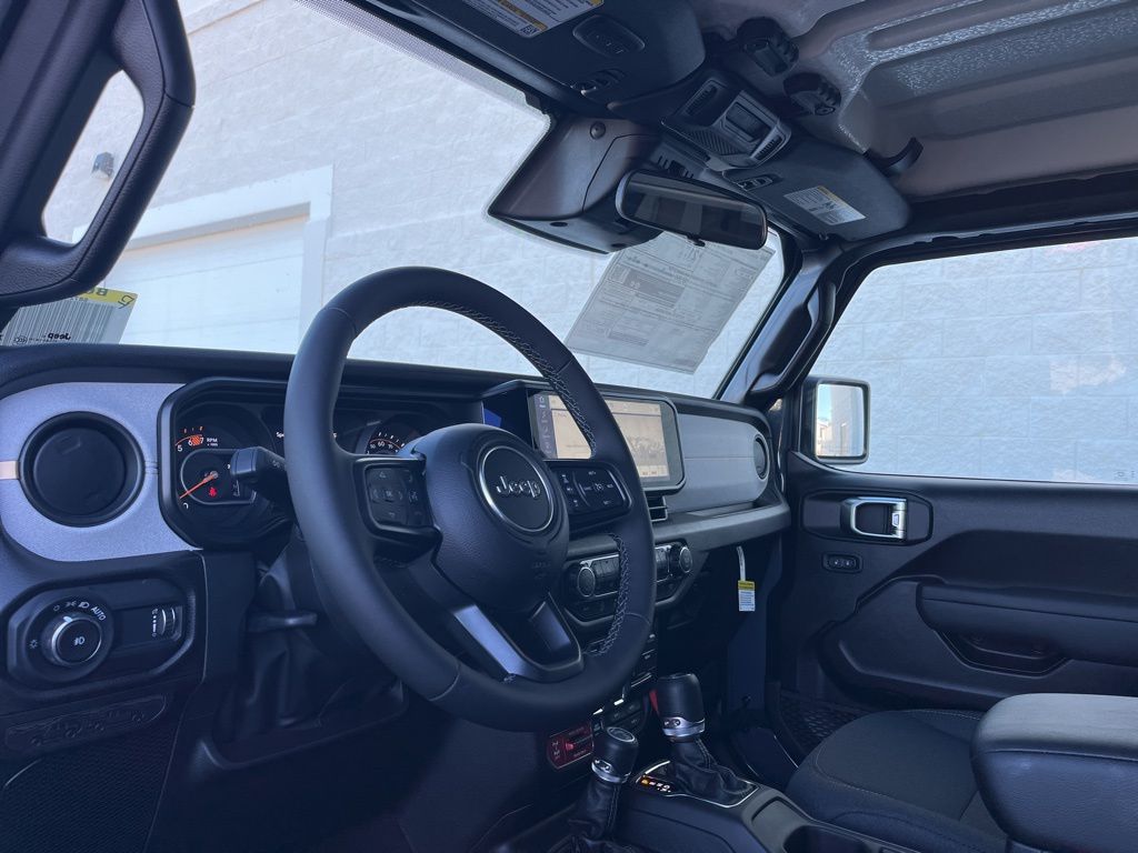 2026 Jeep Wrangler 4-Door Willys - Photo 10