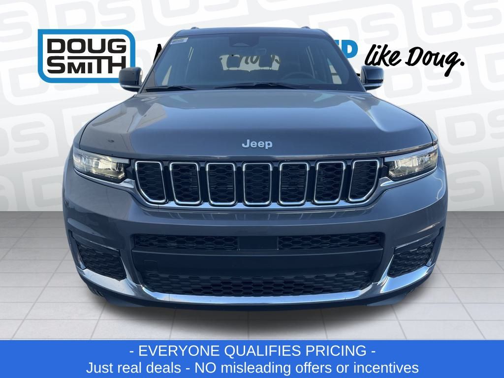 2025 Jeep Grand Cherokee L photo 2