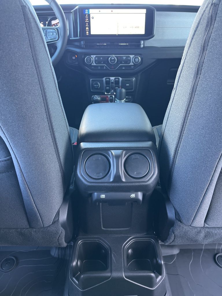 2026 Jeep Wrangler 4-Door Willys - Photo 25