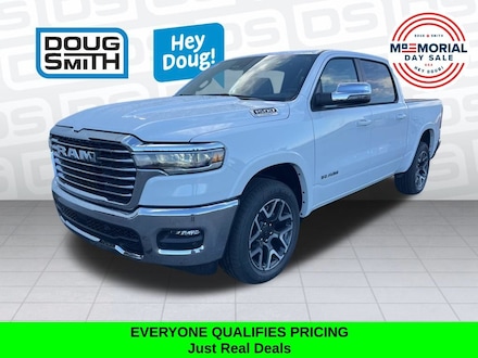 2026 Ram 1500 LARAMIE CREW CAB 4X4 5'7 BOX Pickup