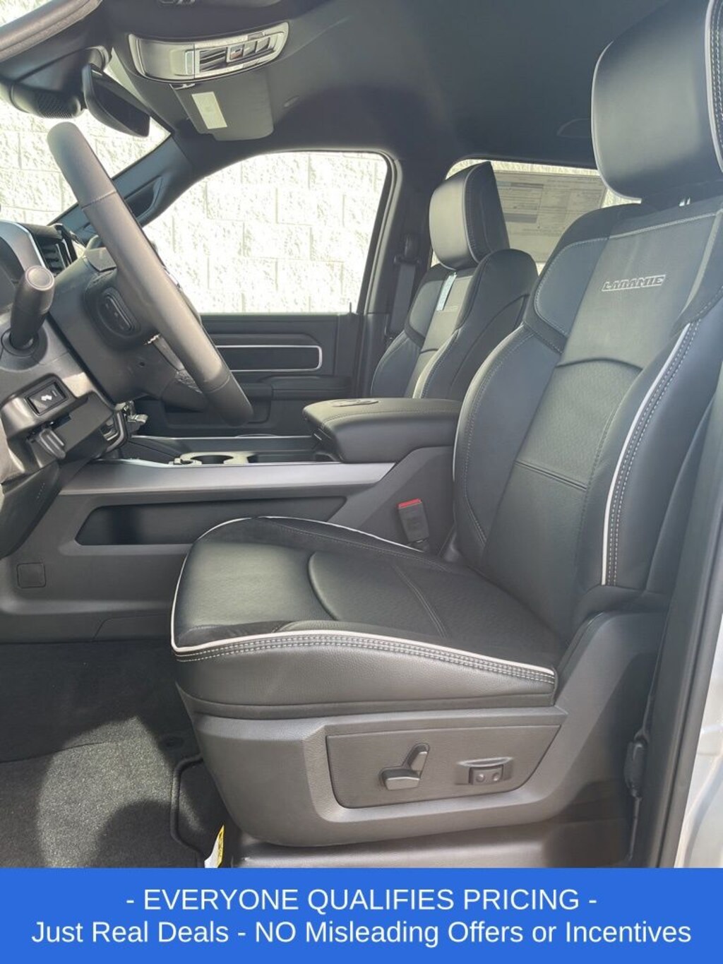 New 2026 Ram 2500 LARAMIE CREW CAB 4X4 8' BOX Pickup