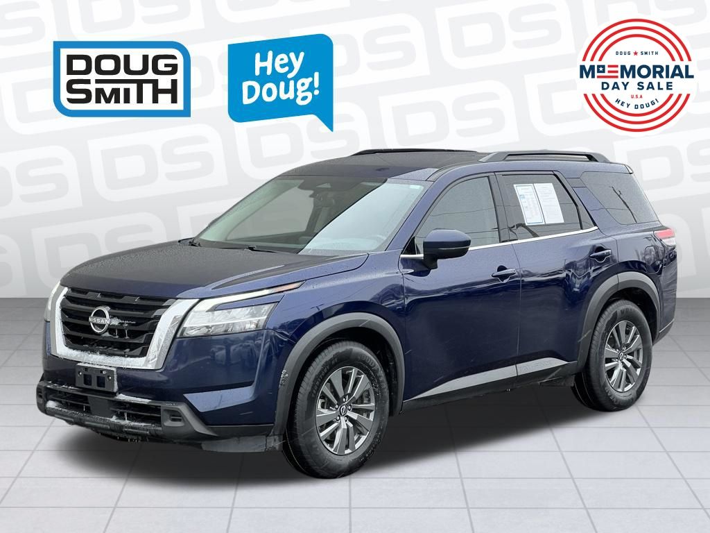 2022 Nissan Pathfinder SV 4WD's photo