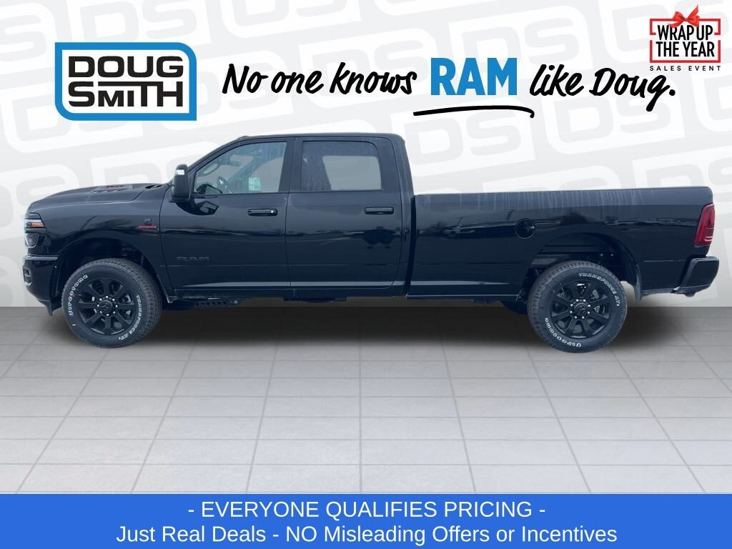 New 2026 Ram 2500 LARAMIE CREW CAB 4X4 8' BOX Pickup