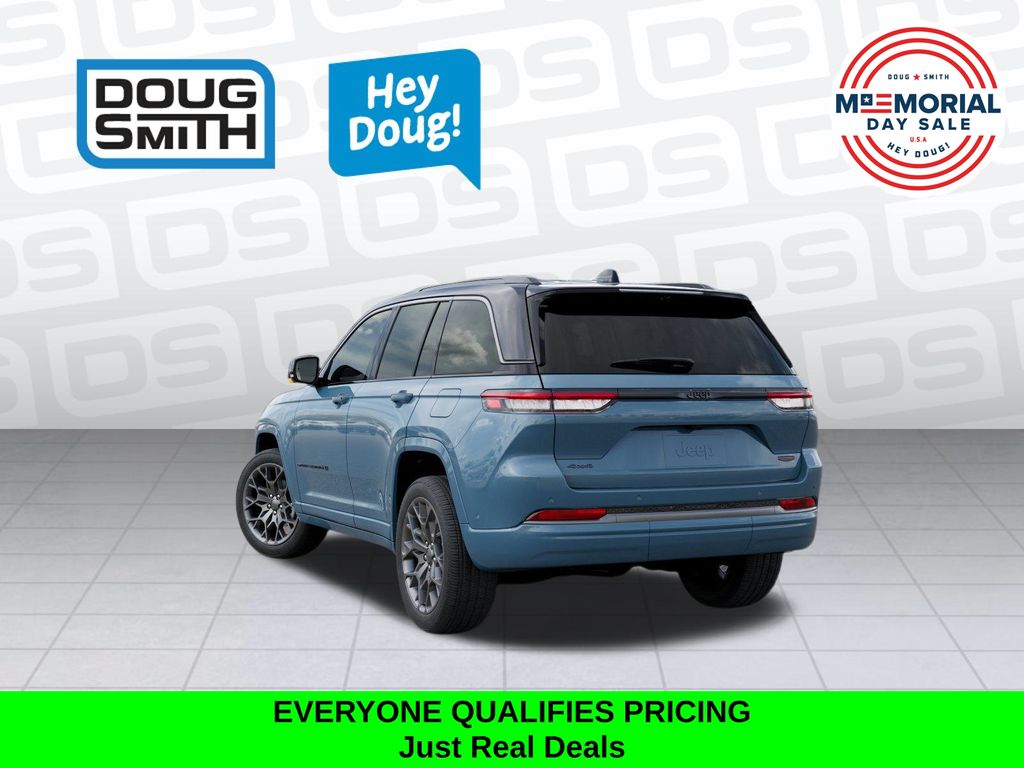 2026 Jeep Grand Cherokee Summit 4x4's photo