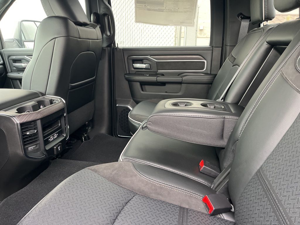 2026 RAM 2500 Laramie - Photo 34