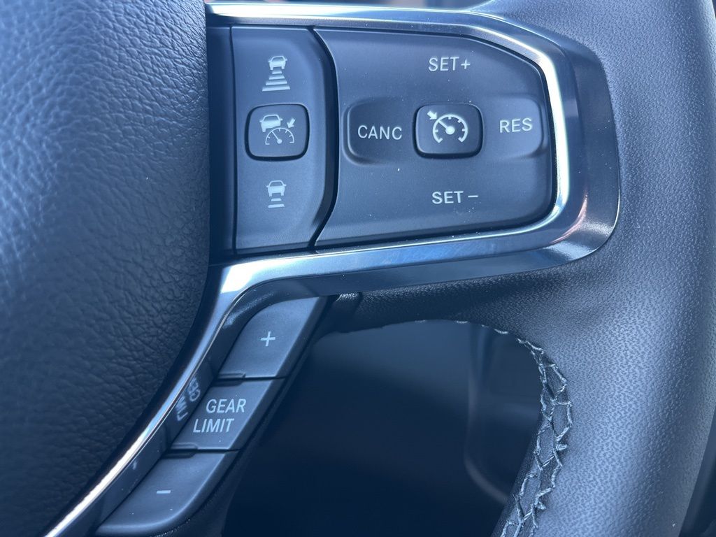 2026 RAM 2500 Laramie - Photo 18