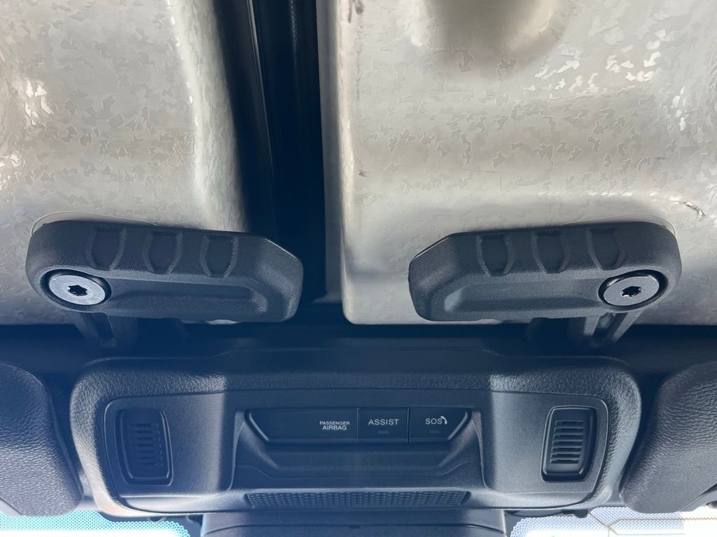 2026 Jeep Wrangler 4-Door Willys - Photo 20