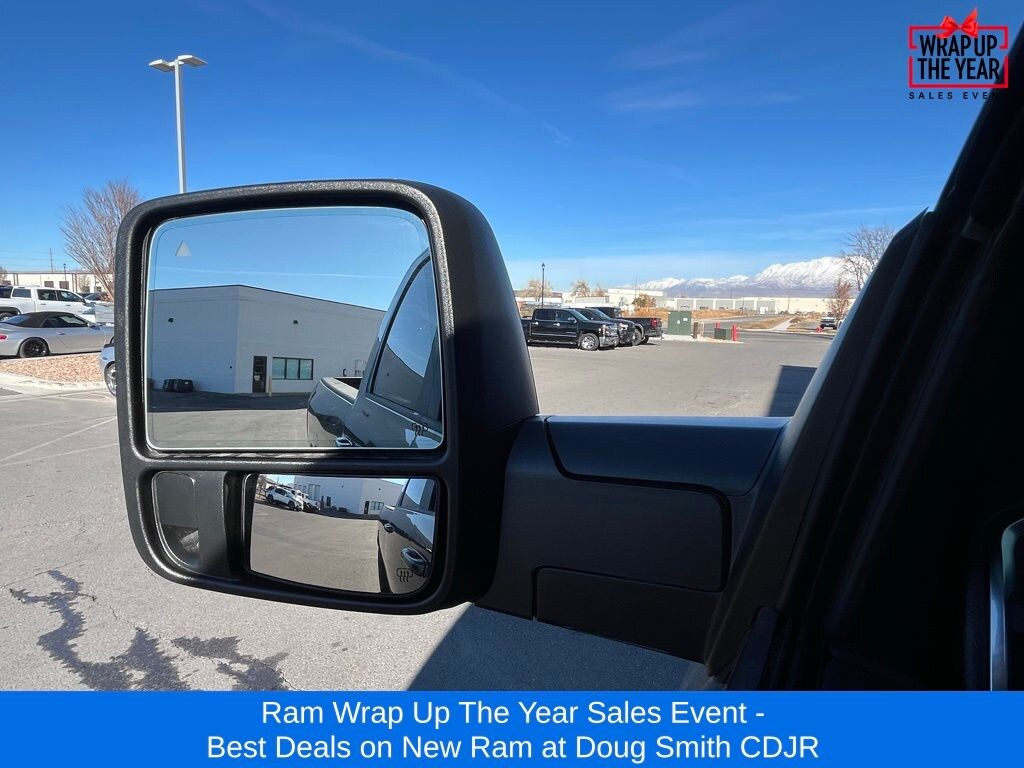 New 2026 Ram 3500 LARAMIE CREW CAB 4X4 8' BOX Pickup