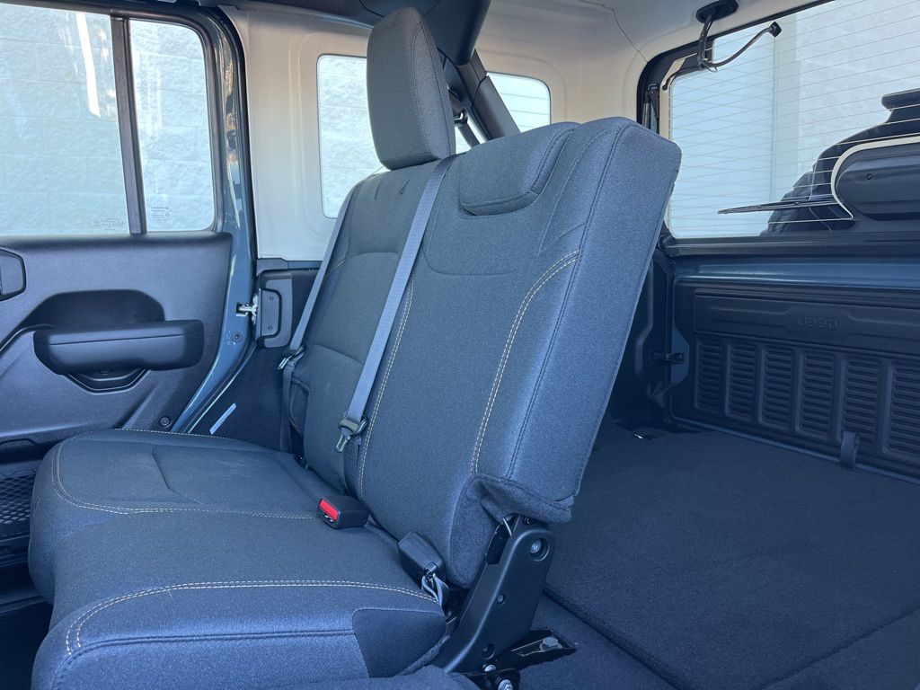 2026 Jeep Wrangler 4-Door Willys - Photo 27