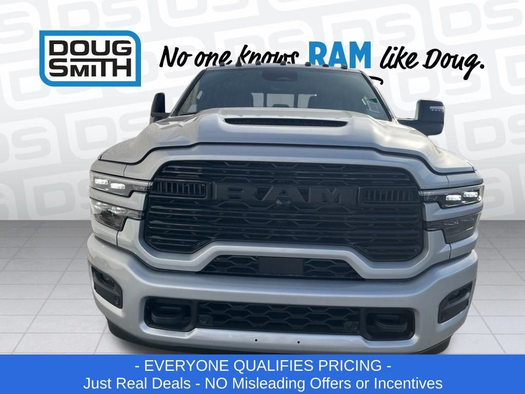 New 2026 Ram 2500 LARAMIE CREW CAB 4X4 8' BOX Pickup