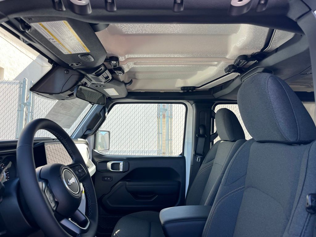2026 Jeep Wrangler 4-Door Willys - Photo 22