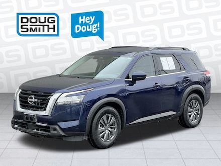 2022 Nissan Pathfinder SV SUV