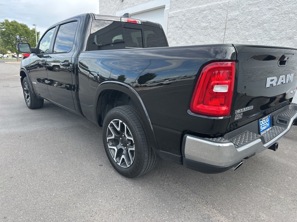 2025 Ram 1500 Laramie photo 4
