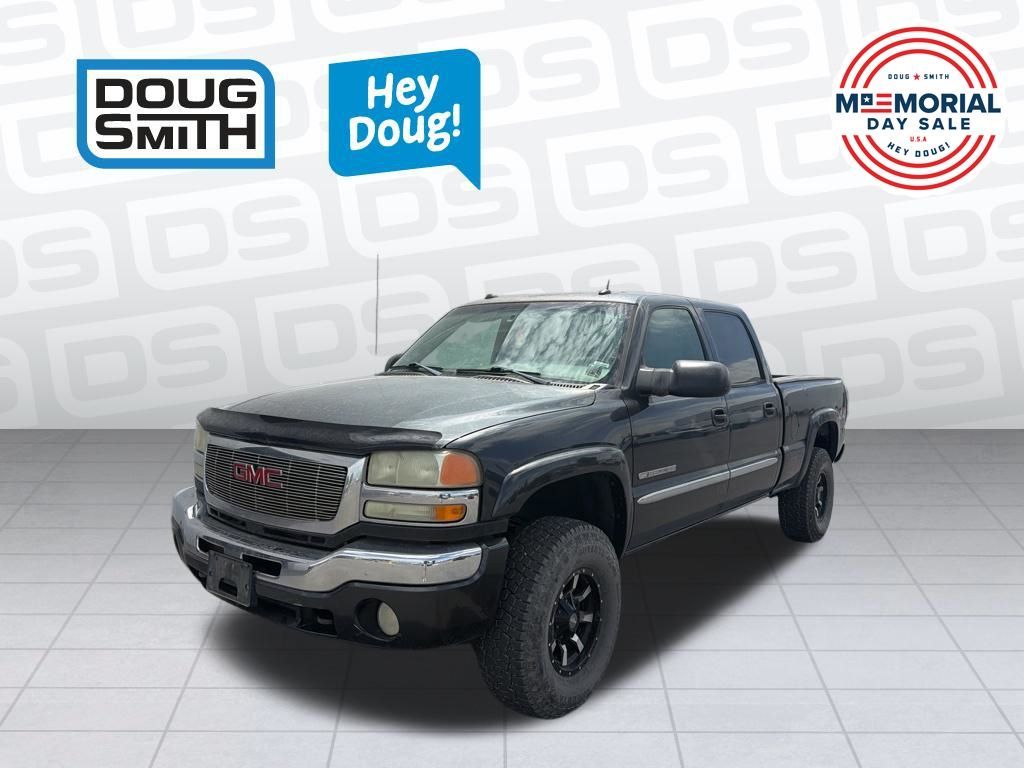 2004 GMC Sierra SLT 4WD Crew Cab SWB's photo