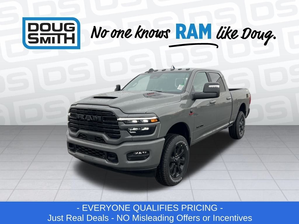 New 2026 Ram 3500 LARAMIE CREW CAB 4X4 6'4 BOX Pickup