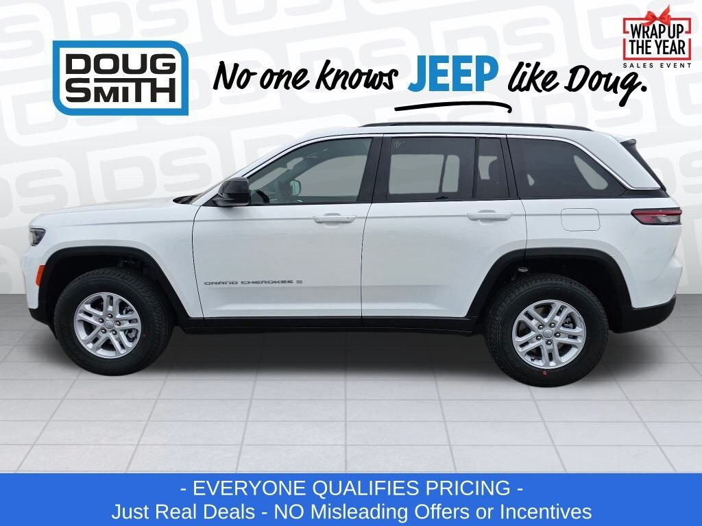 New 2025 Jeep Grand Cherokee LAREDO 4X4 Sport Utility