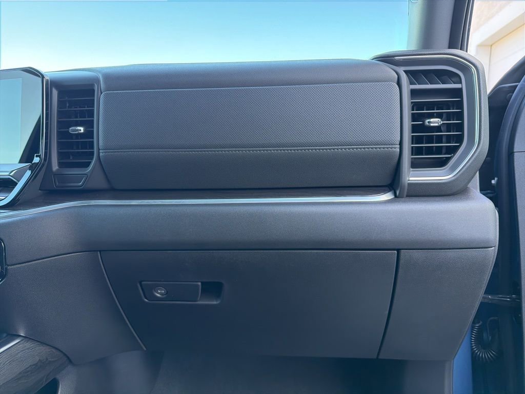 2026 Chevrolet Silverado 2500 HD LTZ - Photo 23