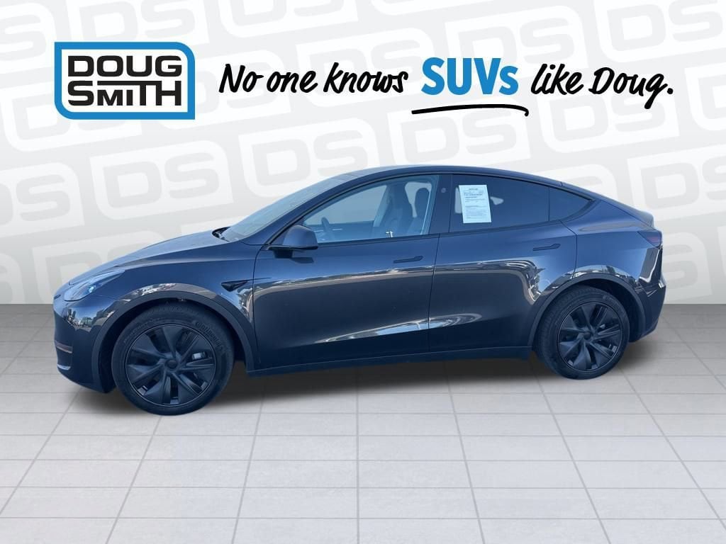 Used 2024 Tesla Model Y Long Range with VIN 7SAYGDEE5RF155378 for sale in Northfield, Minnesota